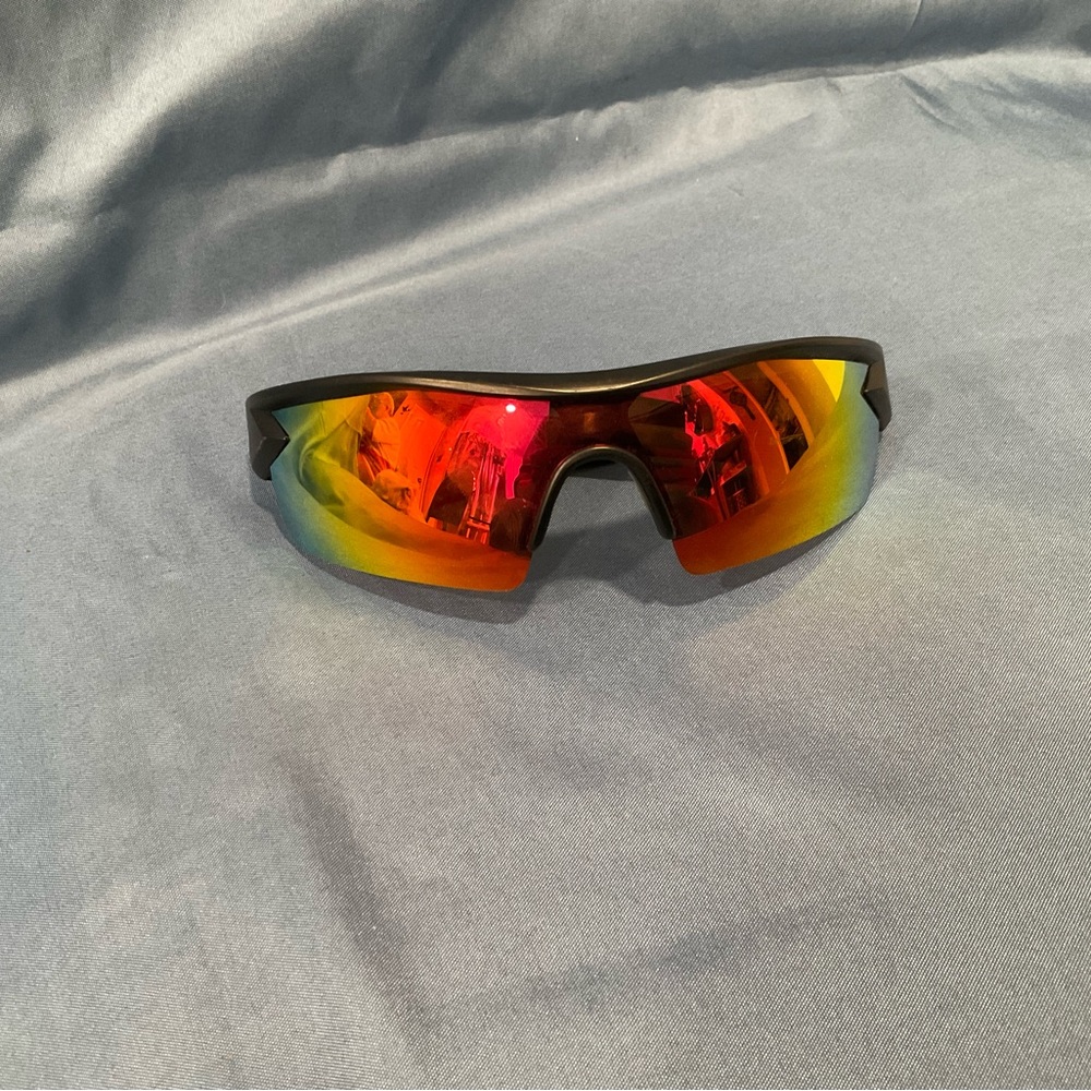 Rainbow lens, sunglasses, BulbHead,